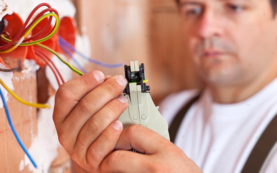 urgence électricité Paris 12